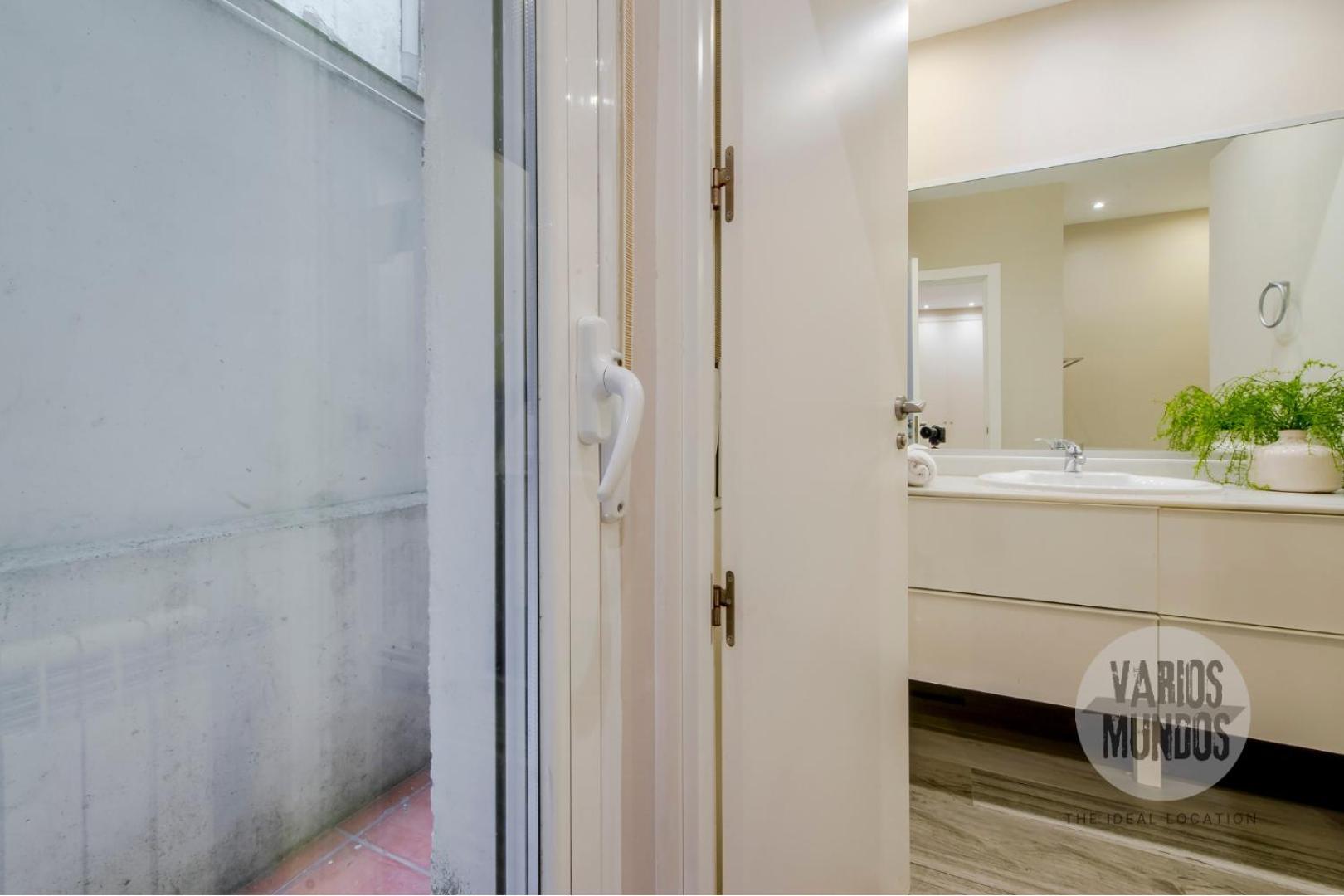 Comodidad Y Estilo Para 9 En Calle De Luciente E2 Madrid Ngoại thất bức ảnh